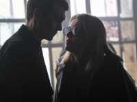 ����� ����