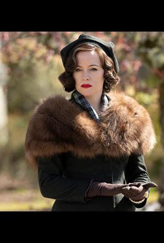 ����� ���������� ������� / A Very British Scandal (2021)