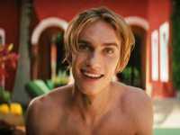 ����� ����