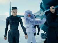 ��������