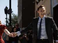 ����� ����